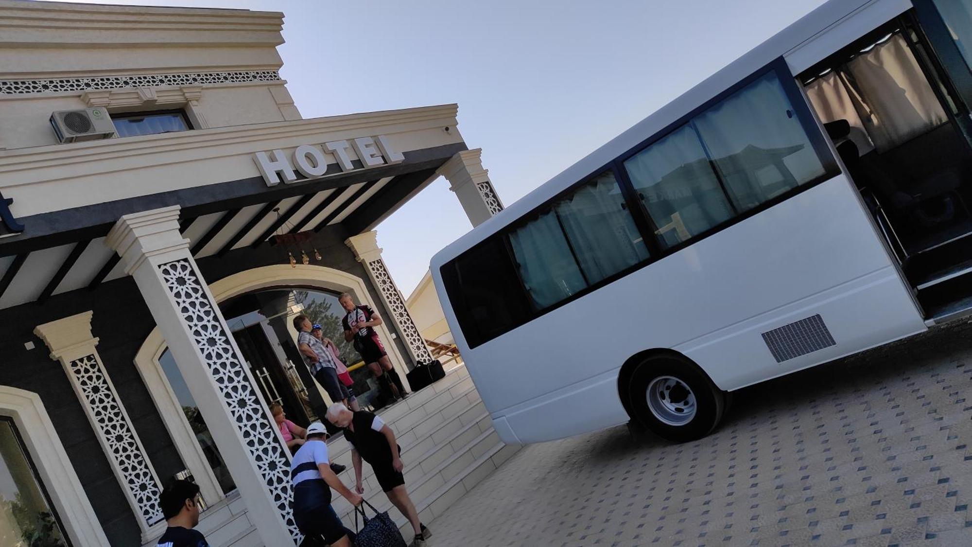Отель Сахара Baysun Esterno foto